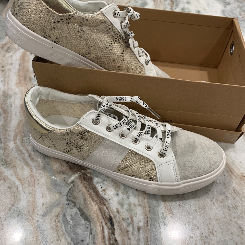 VH 1954 shoes